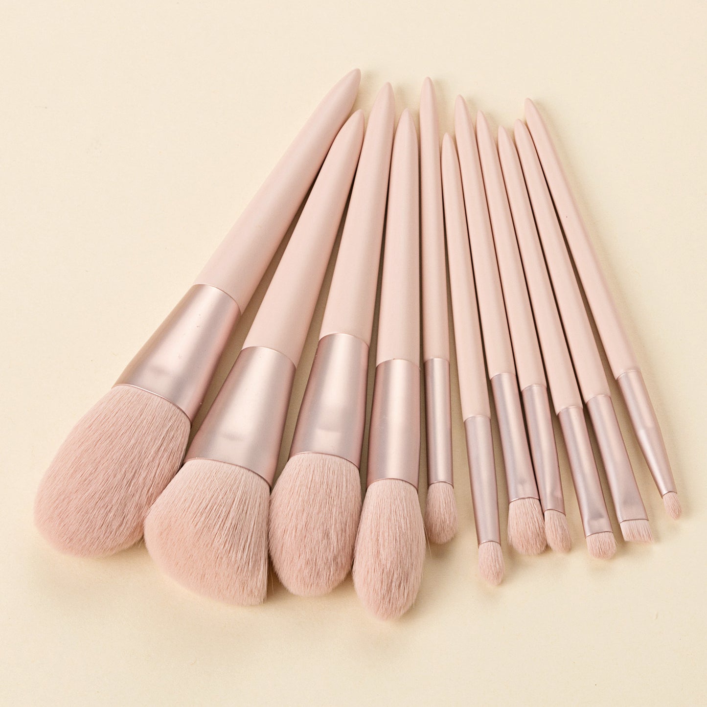Premium Synthetic Wooden Make-Up Brushes with ribbon case