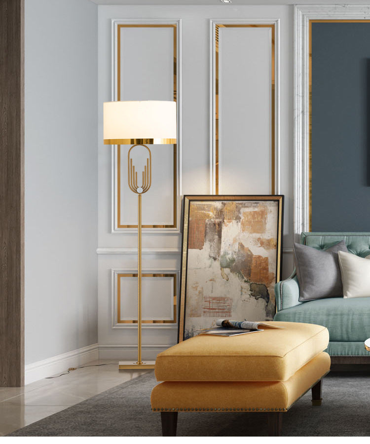 Luma Modern Vertical Floor Lamp – Adjustable Height with Remote